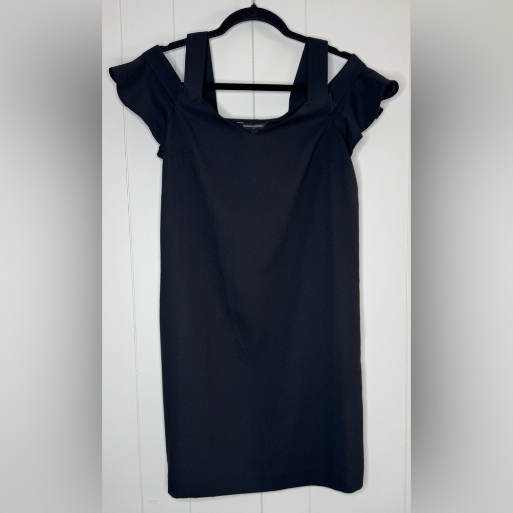 NWT Banana Republic Black Ruffle Cold Shoulder Sleeve Lined Sheath Dress Size 2
